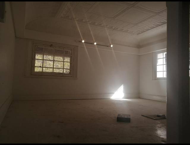 1 BEDROOM PROPERTY TO RENT IN RONDEBOSCH